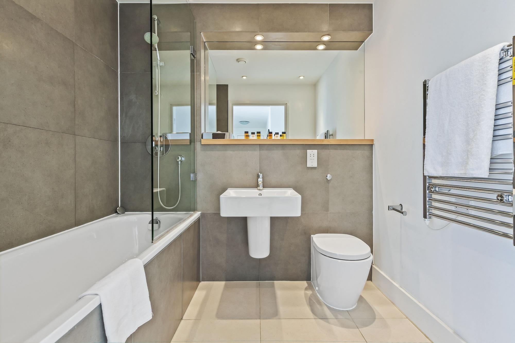 Phoenix Heights By Bridgestreet Apartment