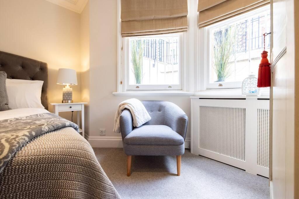 Spacious One Bedroom Flat By South Kensington 3 Month Minimum London