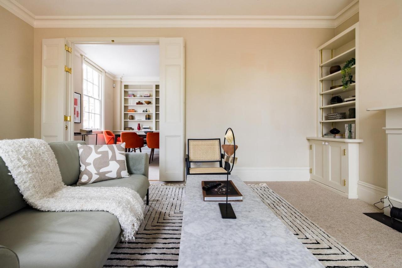 The Southwark Classic - Stylish 4bdr House With Patio Apartment London