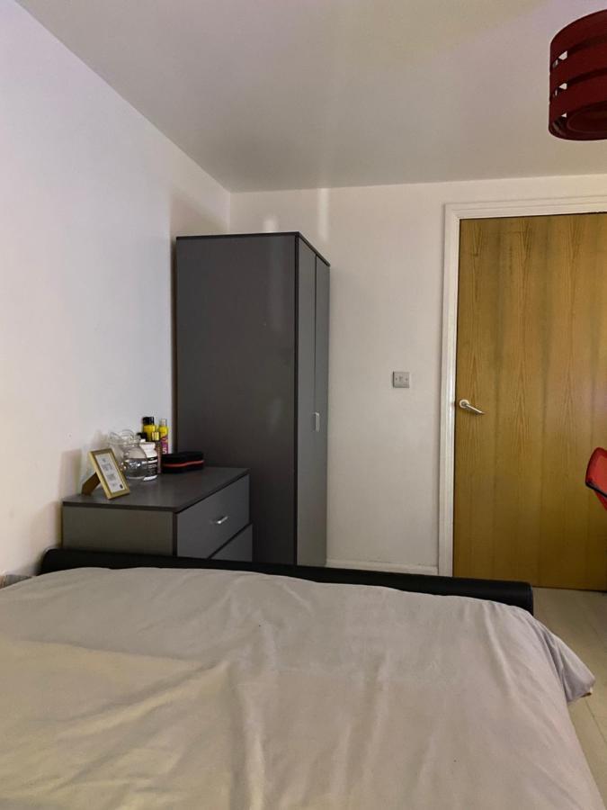Private - Shared Near The City * London