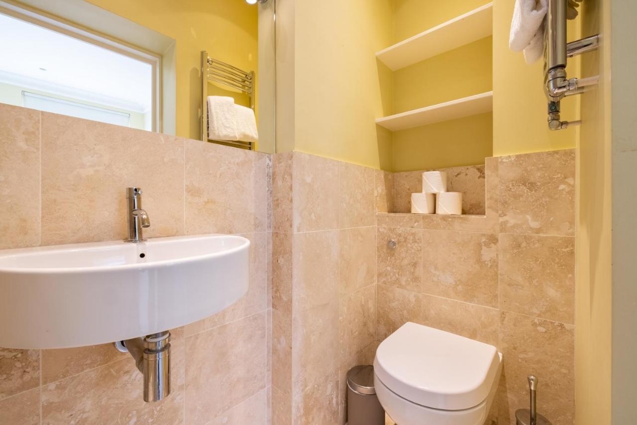 The Southwark Classic - Stylish 4bdr House With Patio Apartment