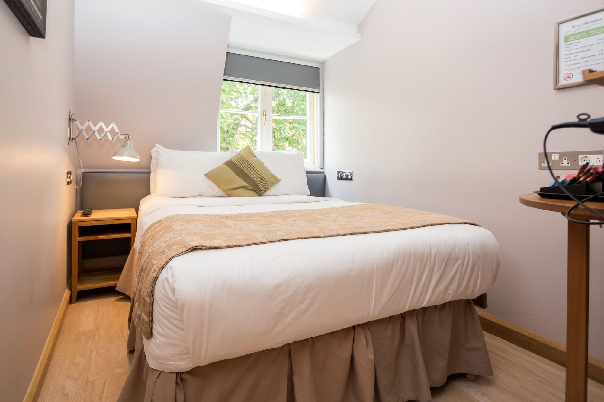 Arosfa By Compass Hospitality 3* London