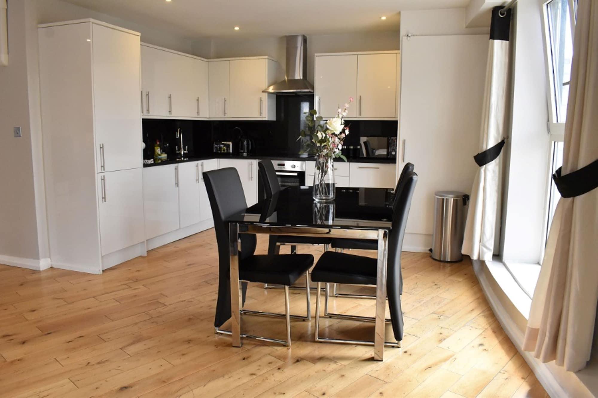 Apartment Lr - Battersea Park *