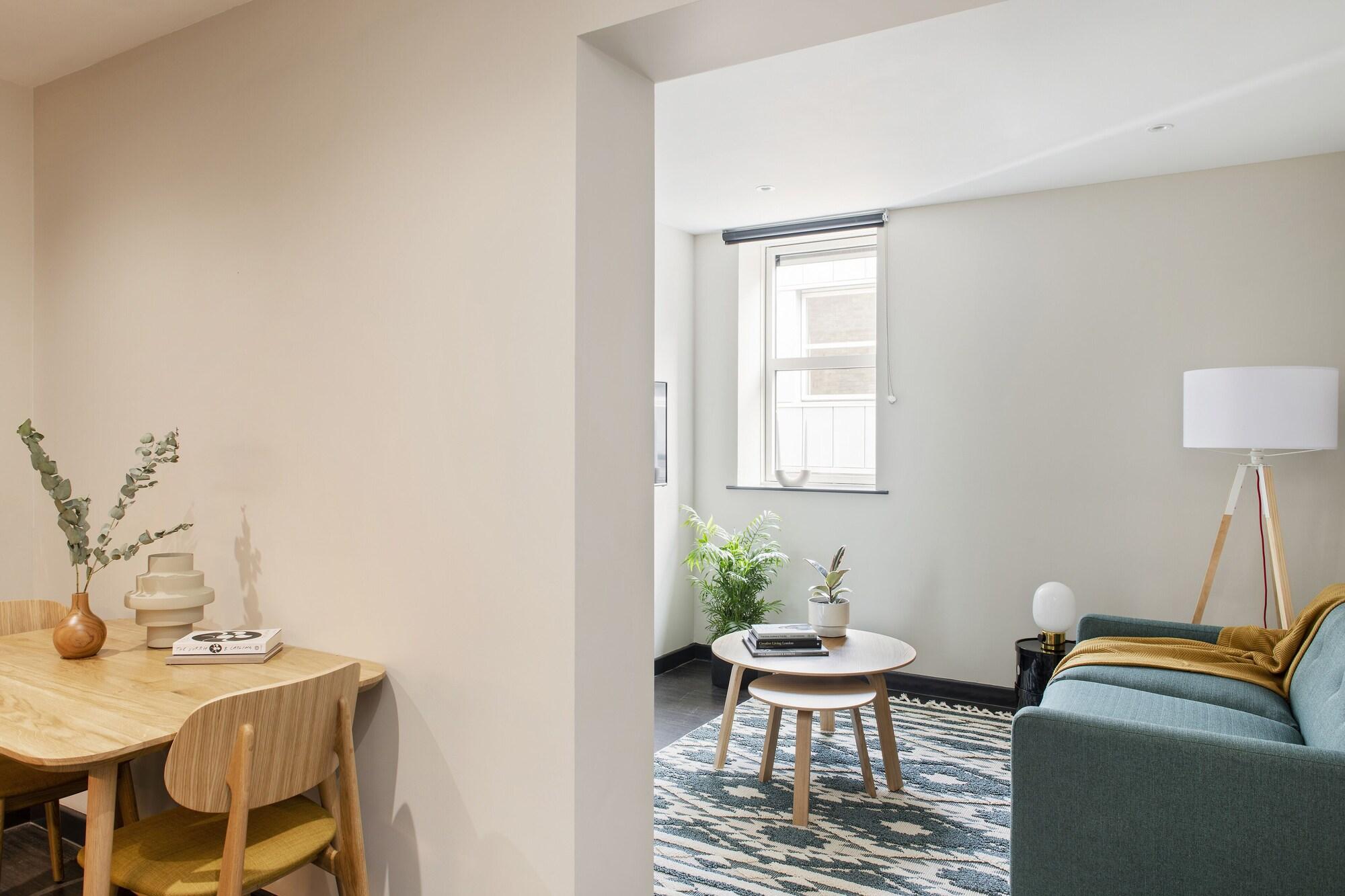 Apartahotel Cove Cannon Street 4*