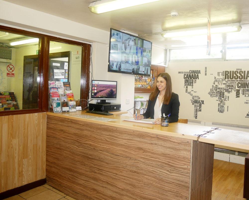 Kensal Backpackers