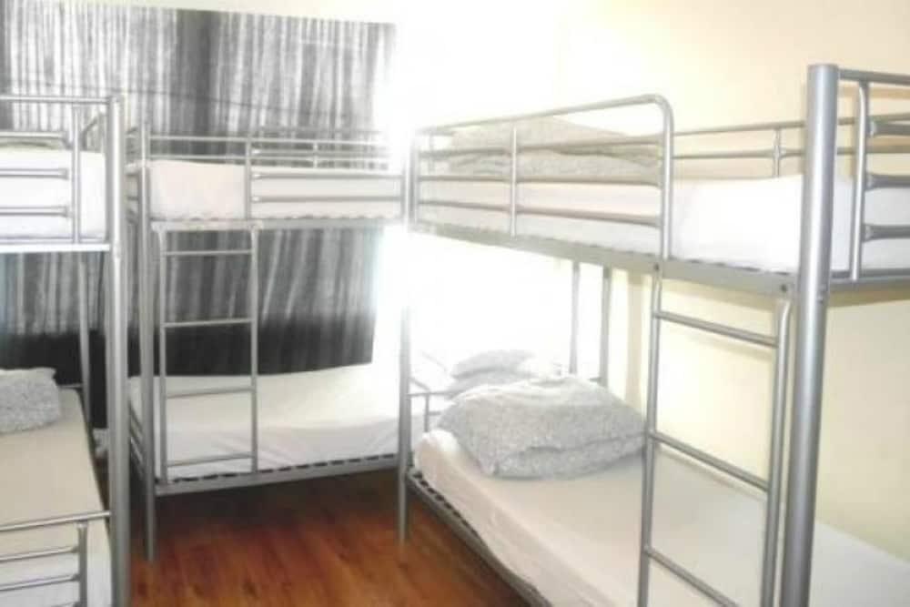 Kensal Backpackers London