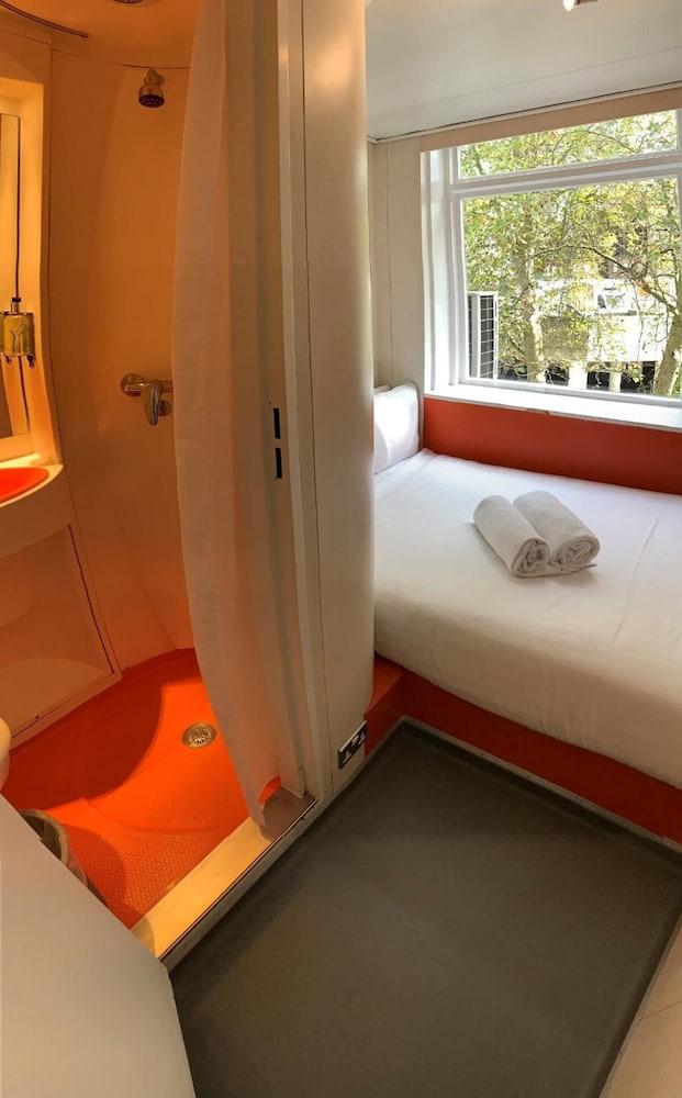 Hotel Easyhotel South Kensington London