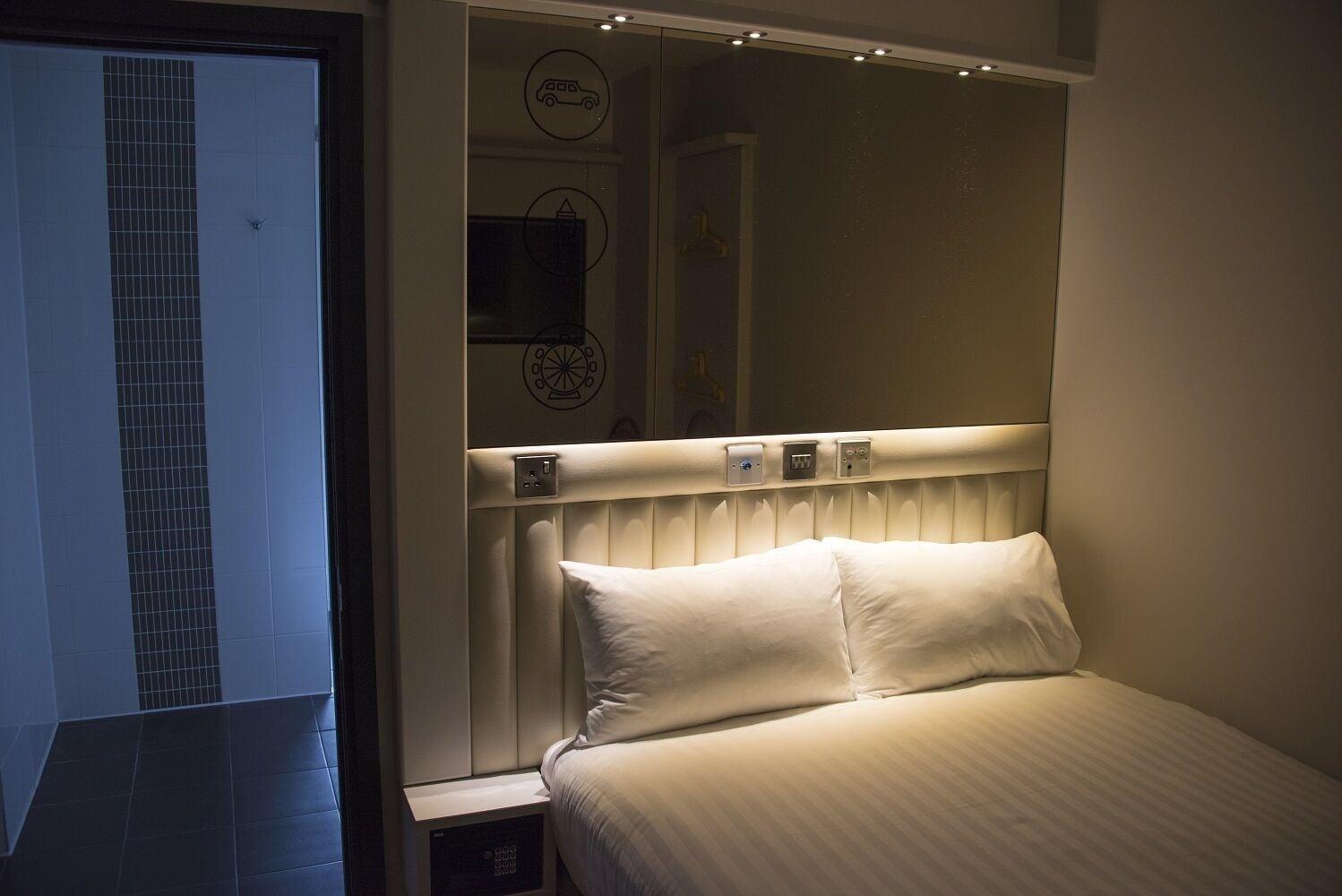 Hotel Point A Westminster London