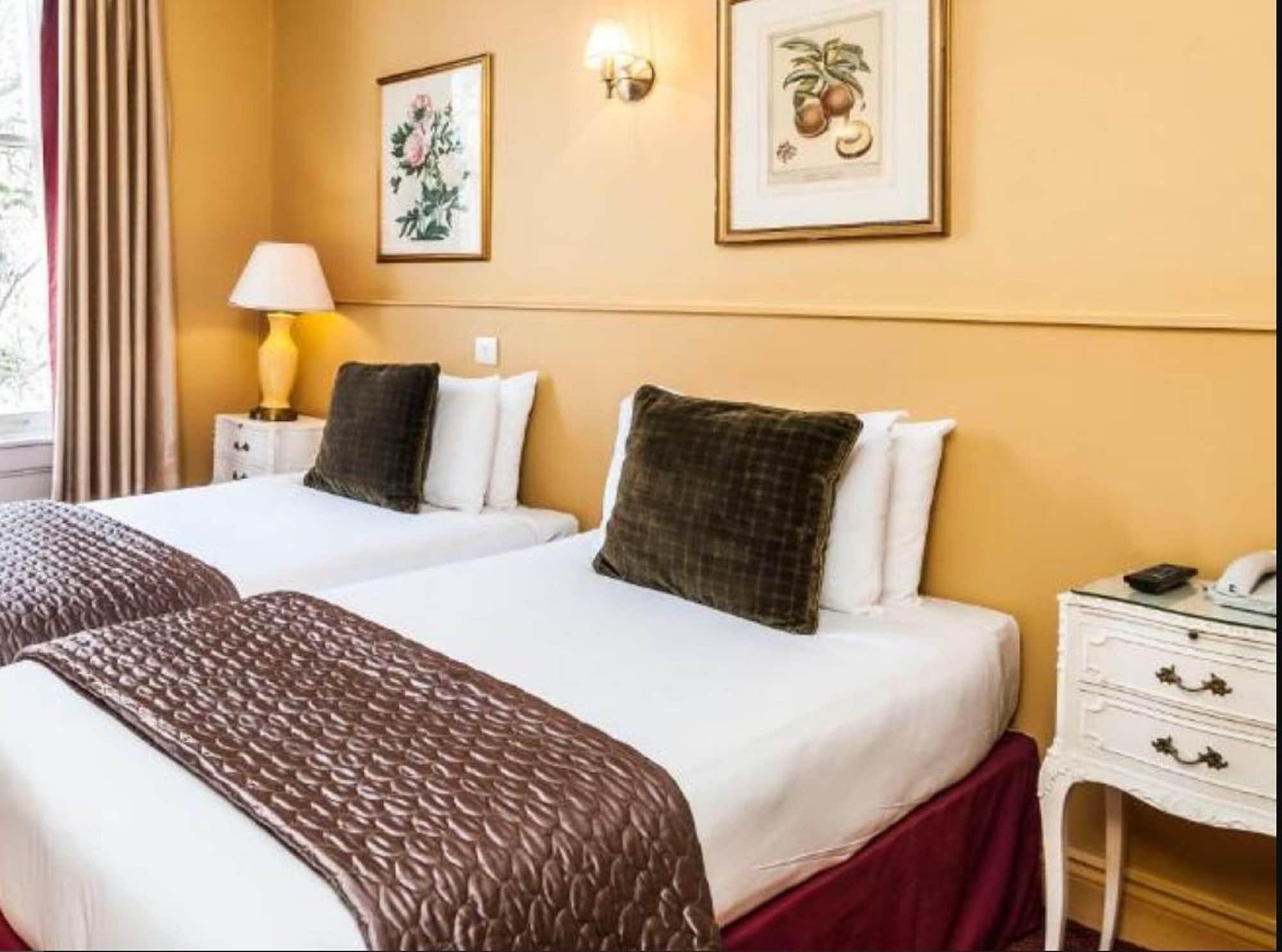 Rose Park 3* London