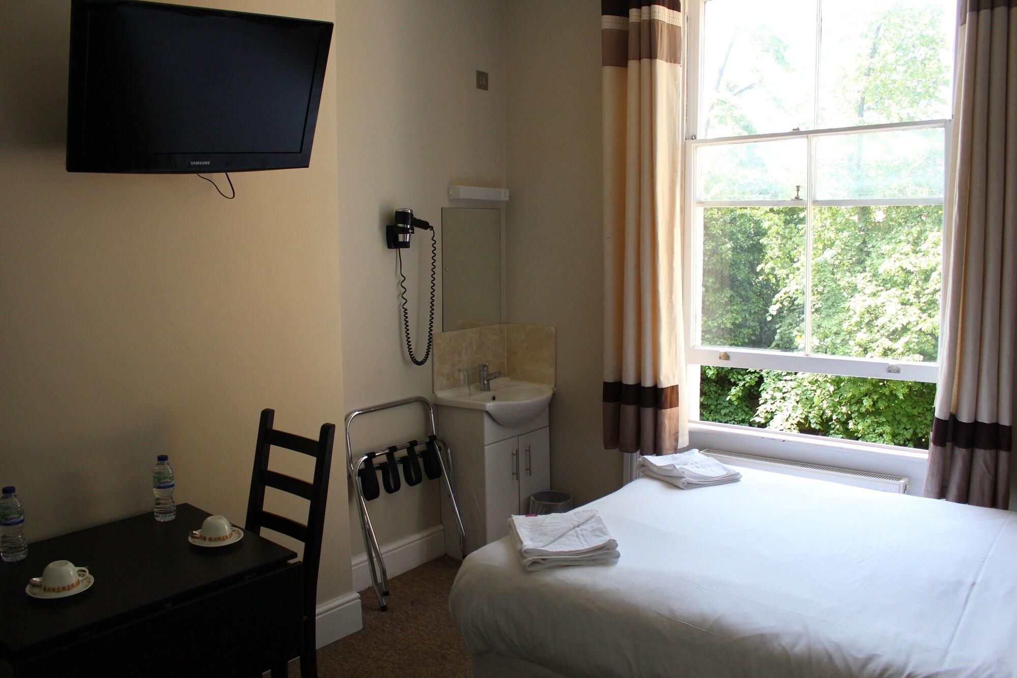 Sara Bed & Breakfast London