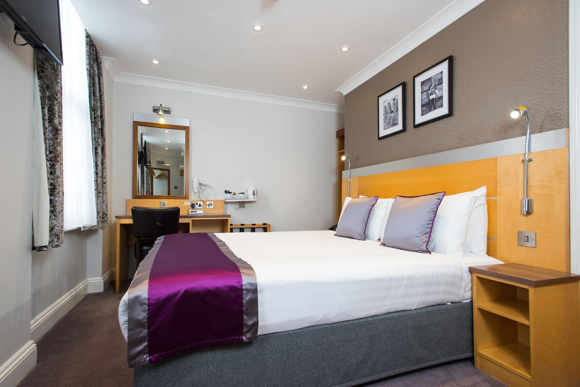 Western Victoria Palace Hotel