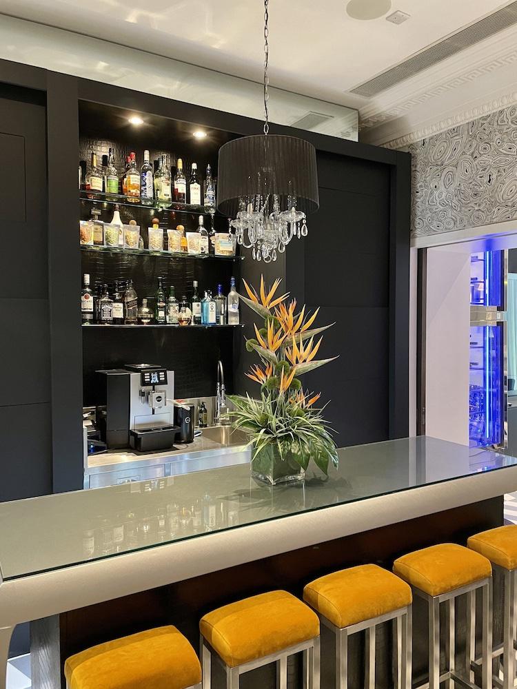 Eccleston Square Hotel 4*