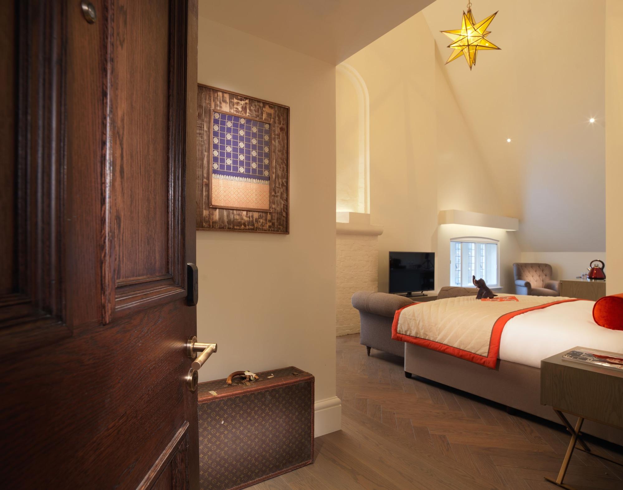 The Lalit Hotell London