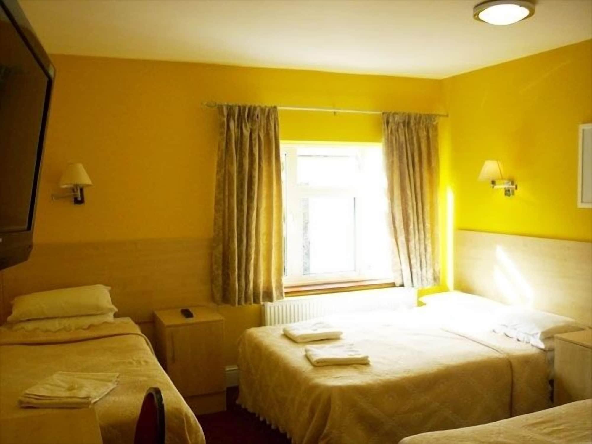 Acton Town Hotell