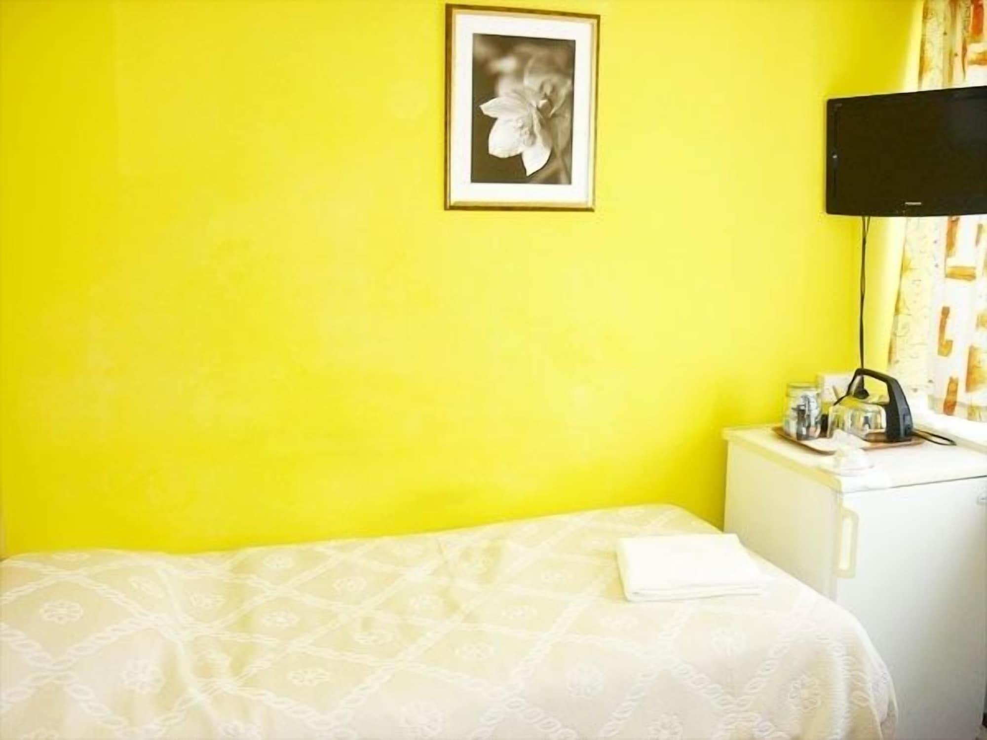 Hotell Acton Town
