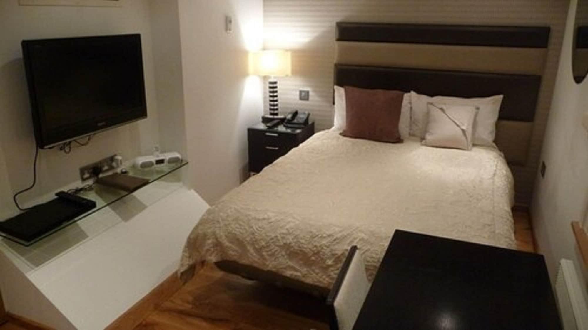 Space Aparthotel London