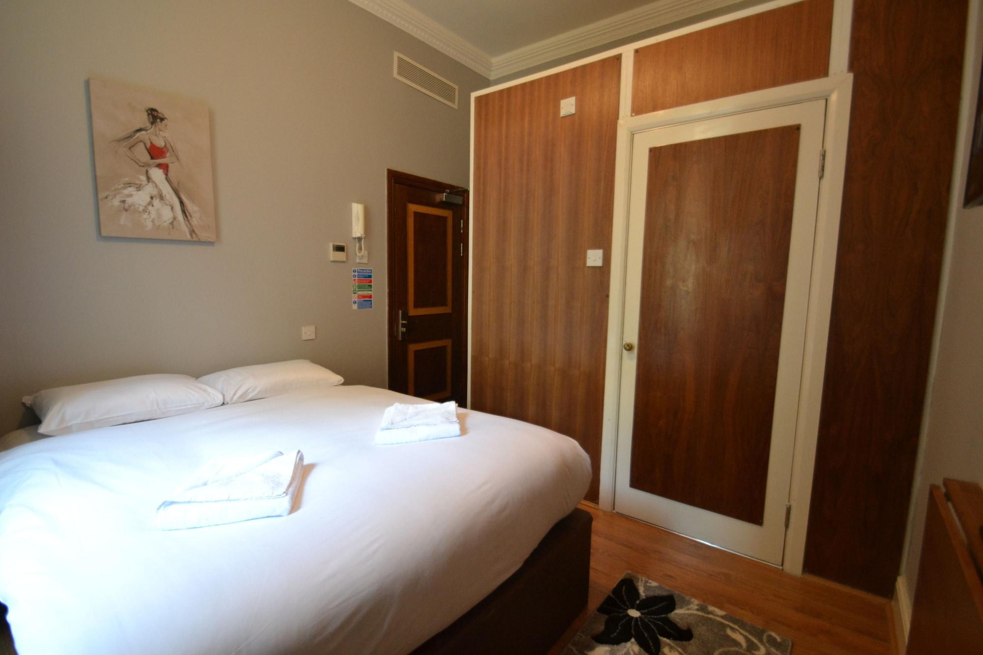 Hyde Park - Hotel London
