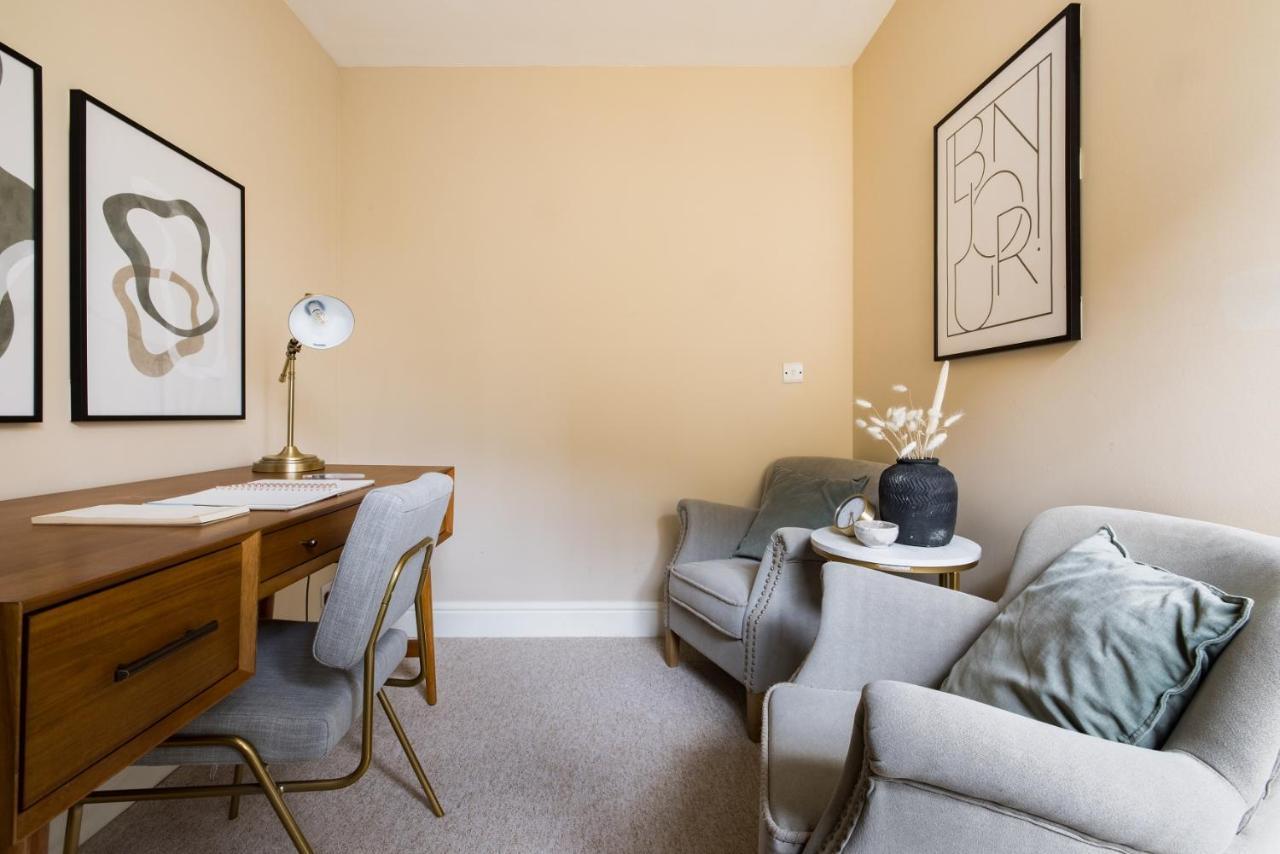 The Southwark Classic - Stylish 4bdr House With Patio Apartment *