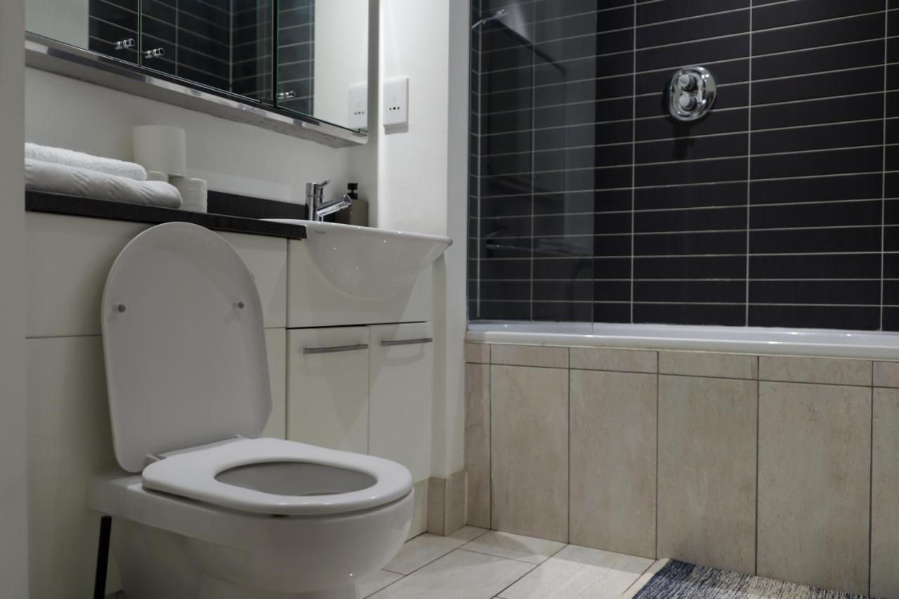 Apartment Canary Wharf & O2 London