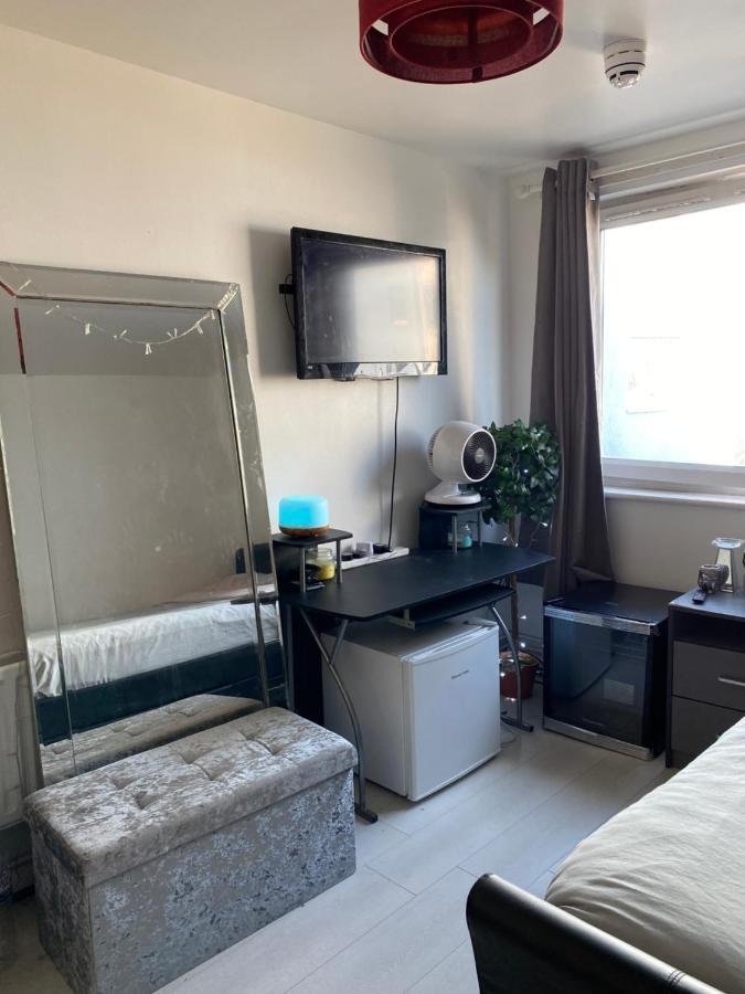 Private - Shared Near The City *