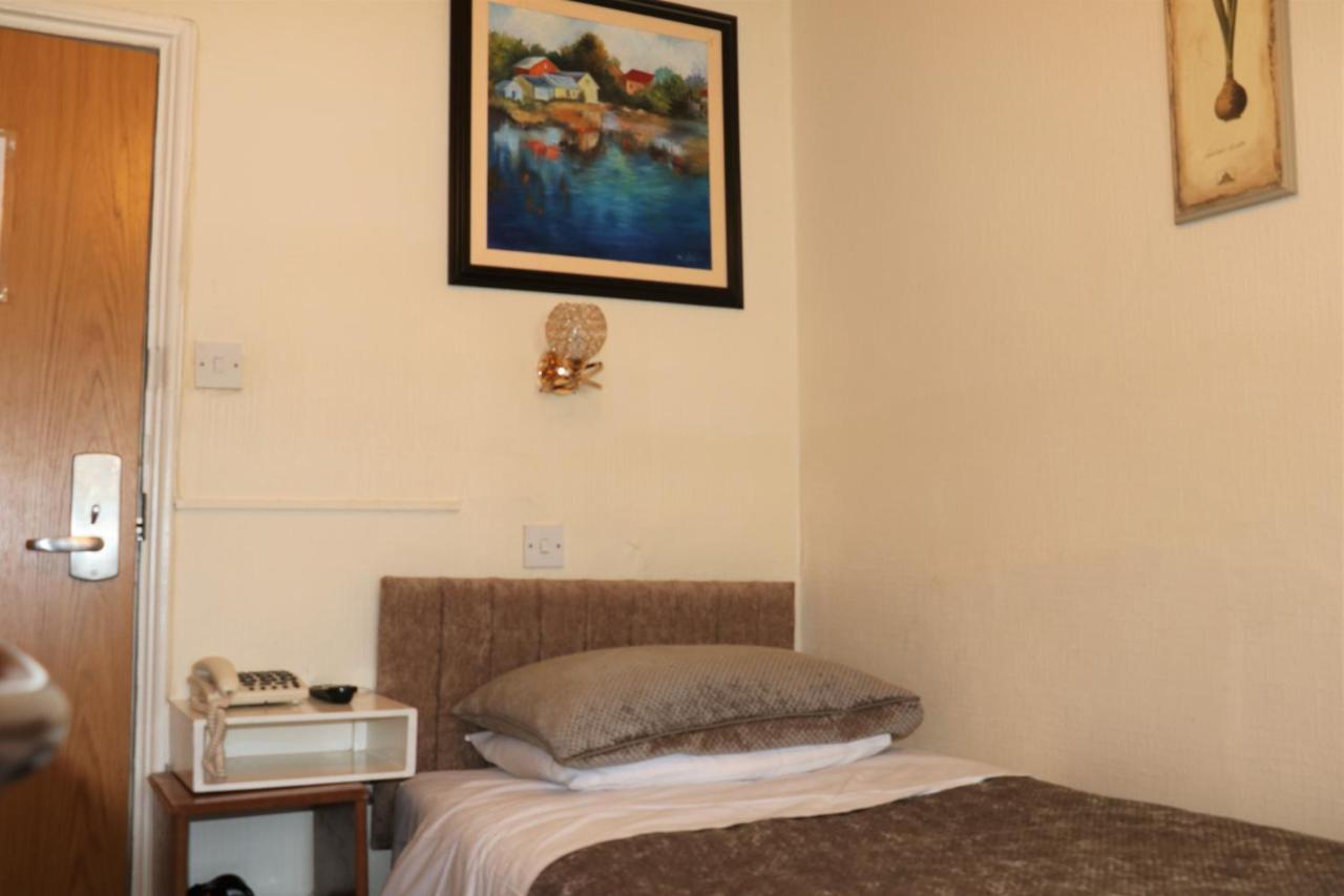 Guest house Barry House London