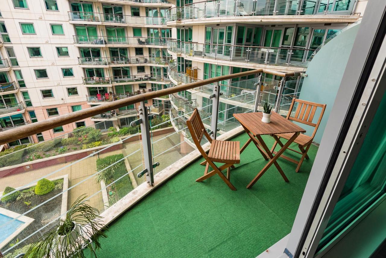 Riverside 2-bedroom Apartamento *