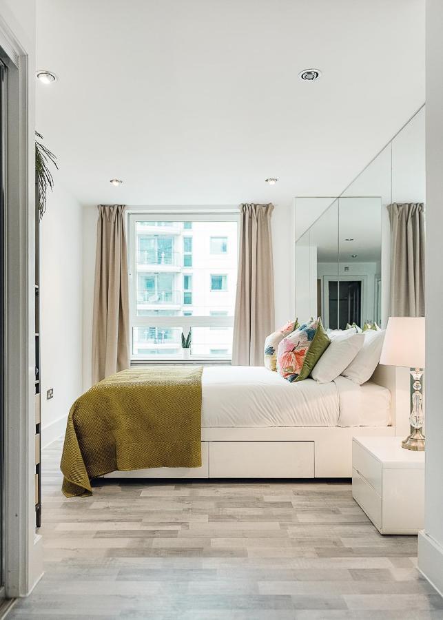 Apartamento Riverside 2-bedroom Londres