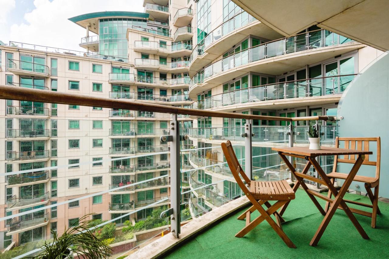 Riverside 2-bedroom Apartamento *