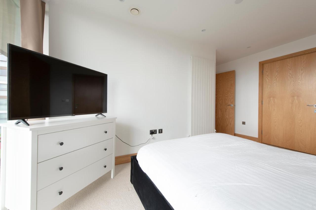Apartment Canary Luxe London