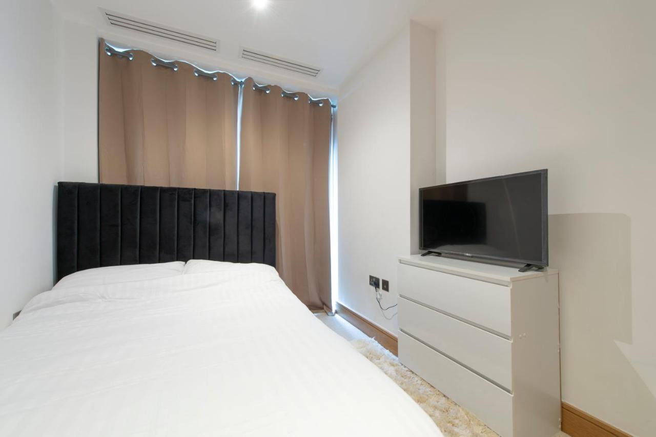 Canary Luxe Apartment