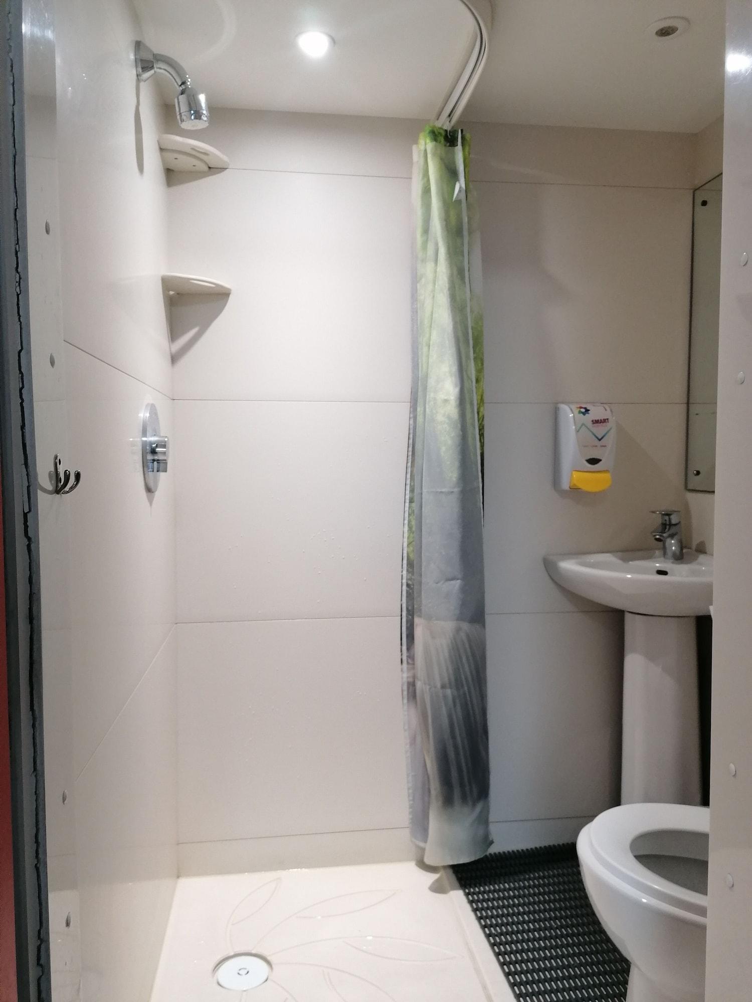 Hotel Craven Gardens 3*