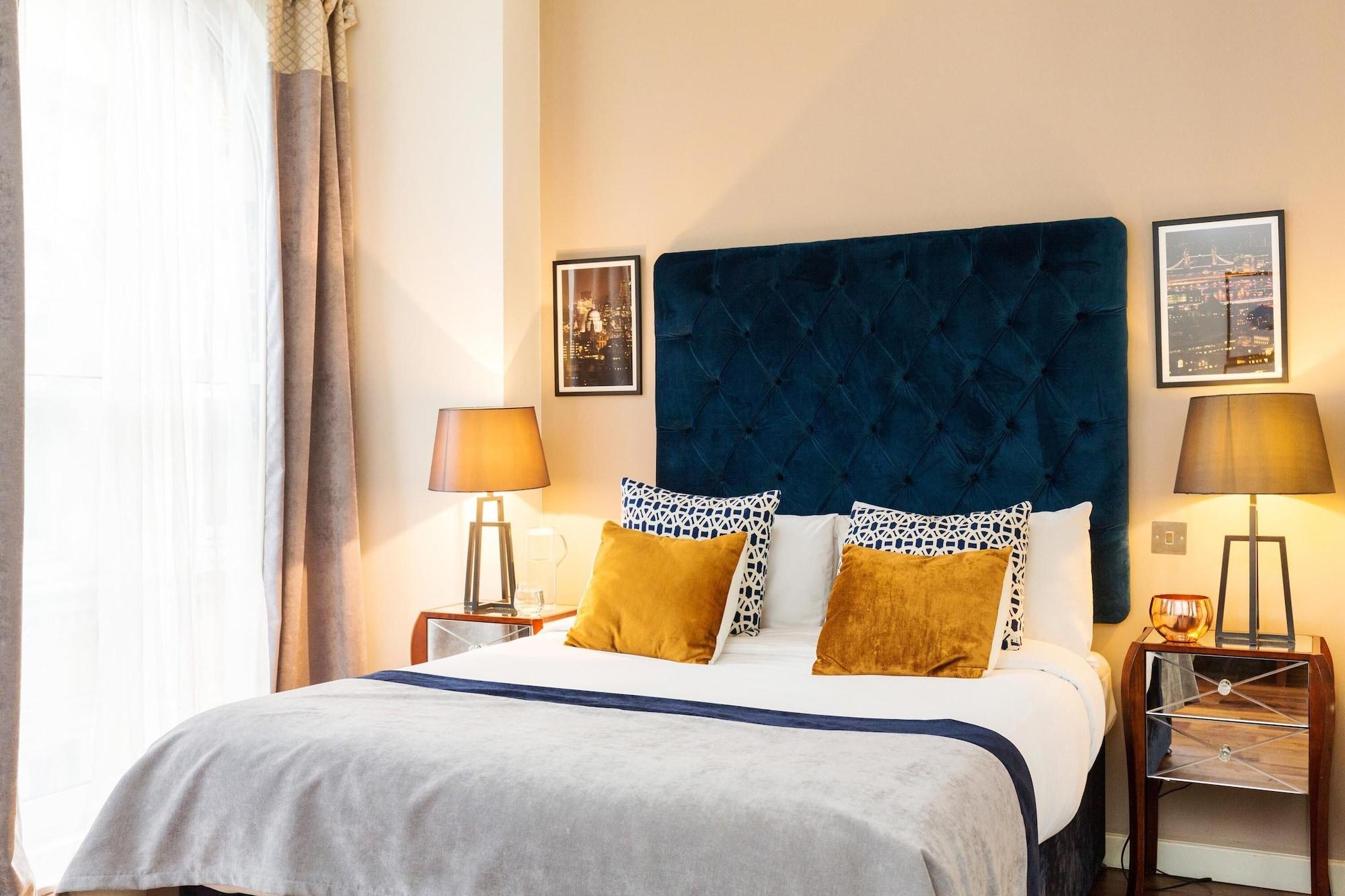 Native Monument Apartment London