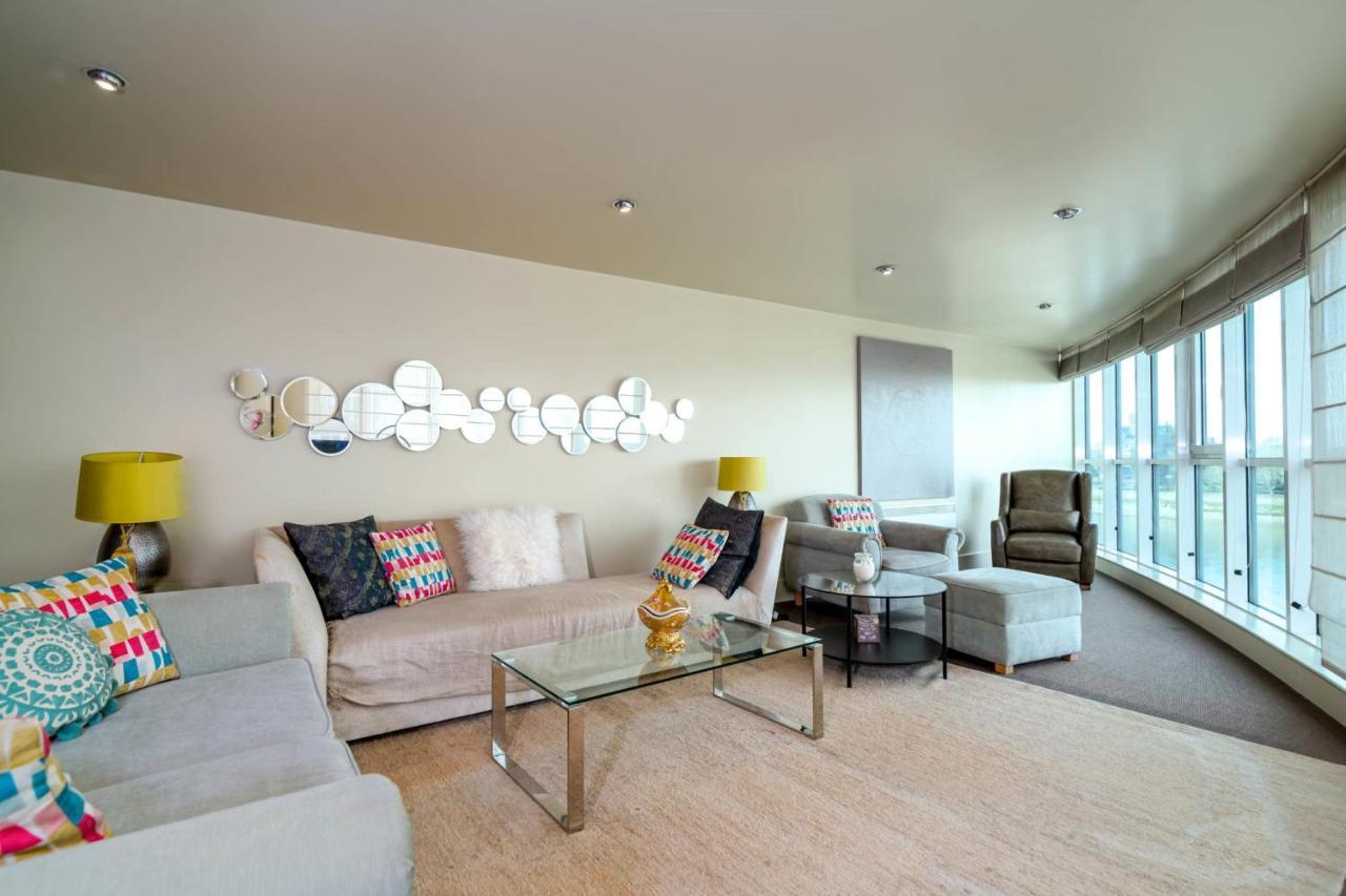 Guestready Superb Overlooking River Thames Leilighet *