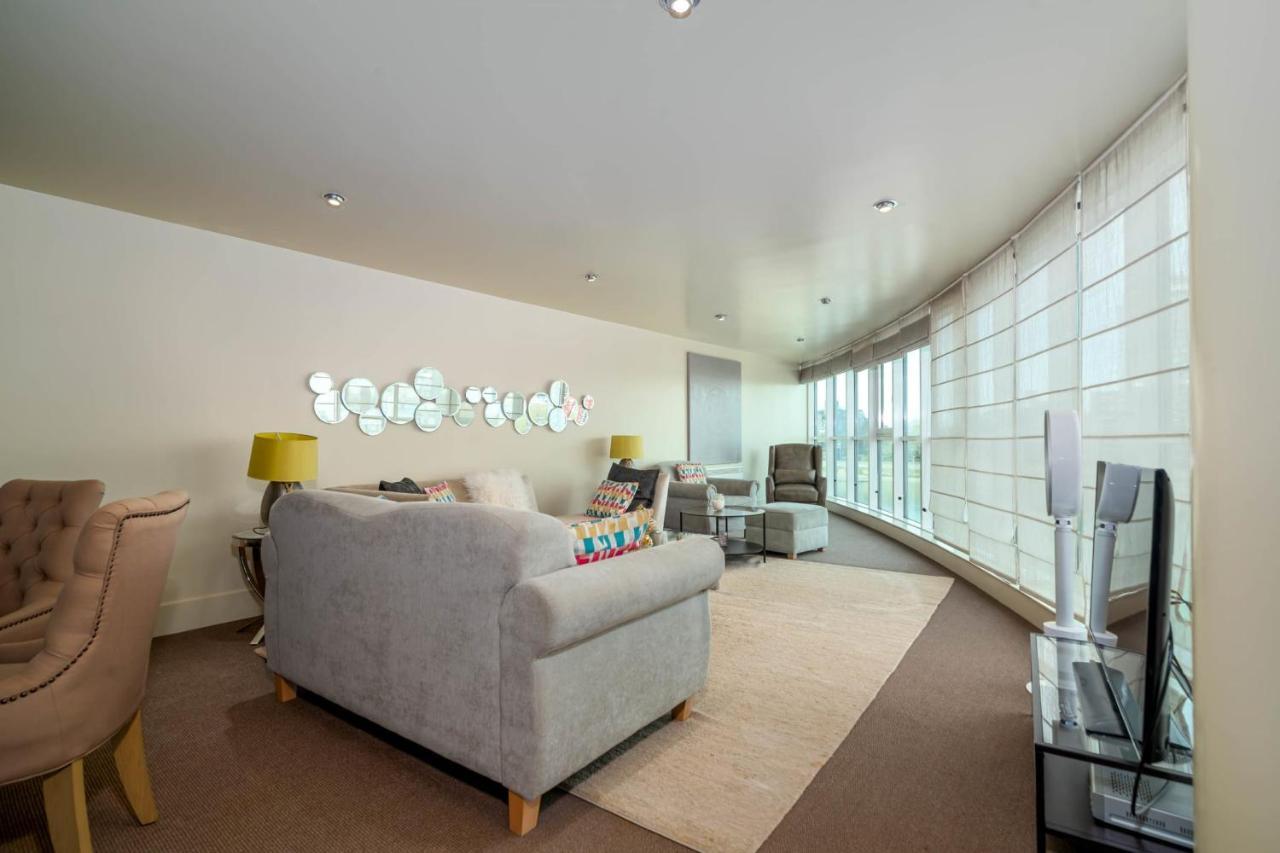Guestready Superb Overlooking River Thames Leilighet London