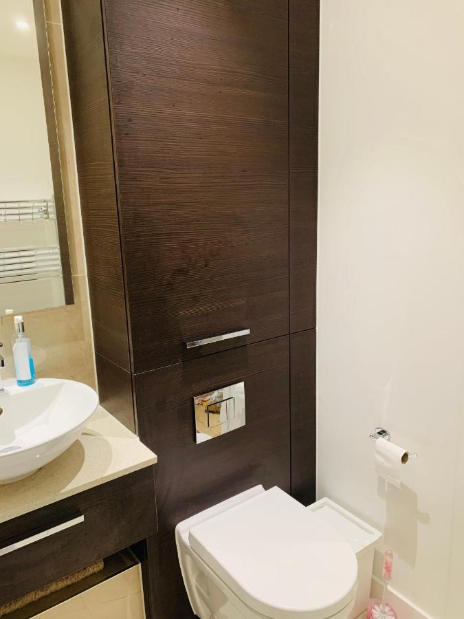 Apartamento Beautiful 2-Bed Apartment In London