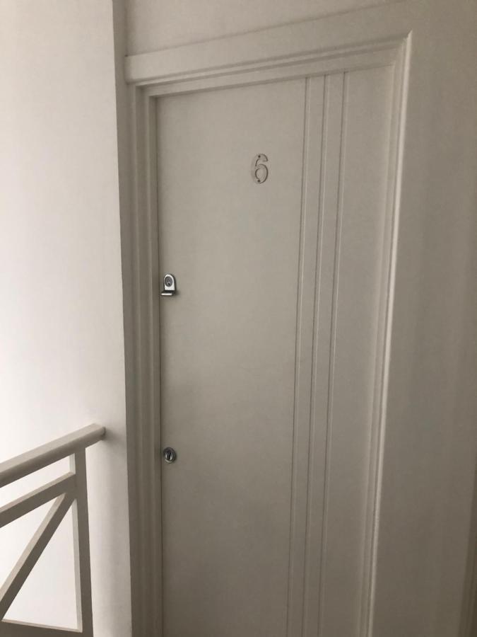 Privatunterkunft Modern Furnished Studio London