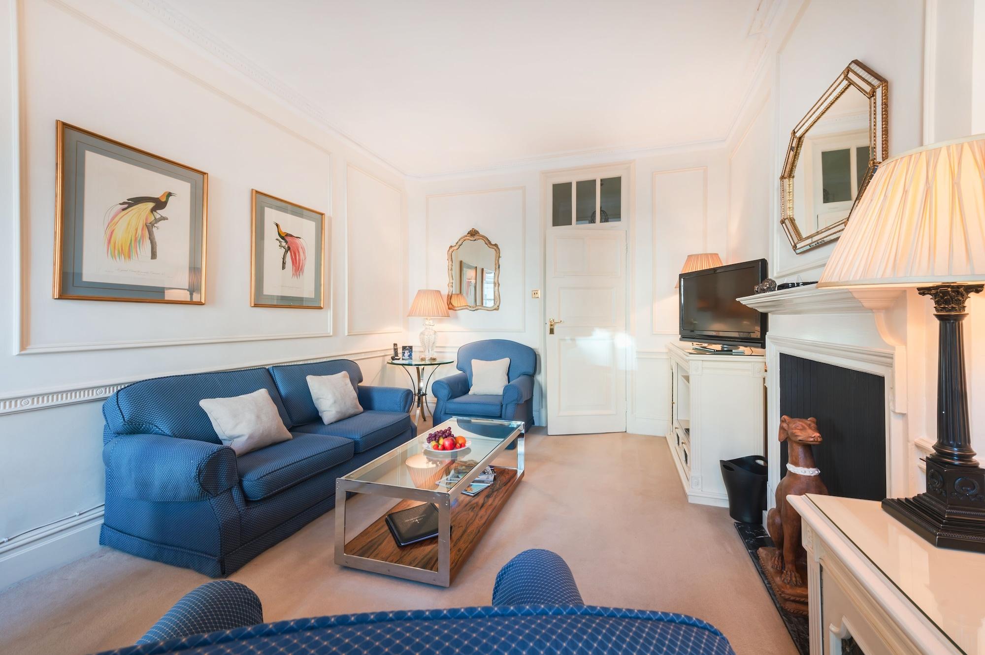 44 Curzon Street By Mansley 4*