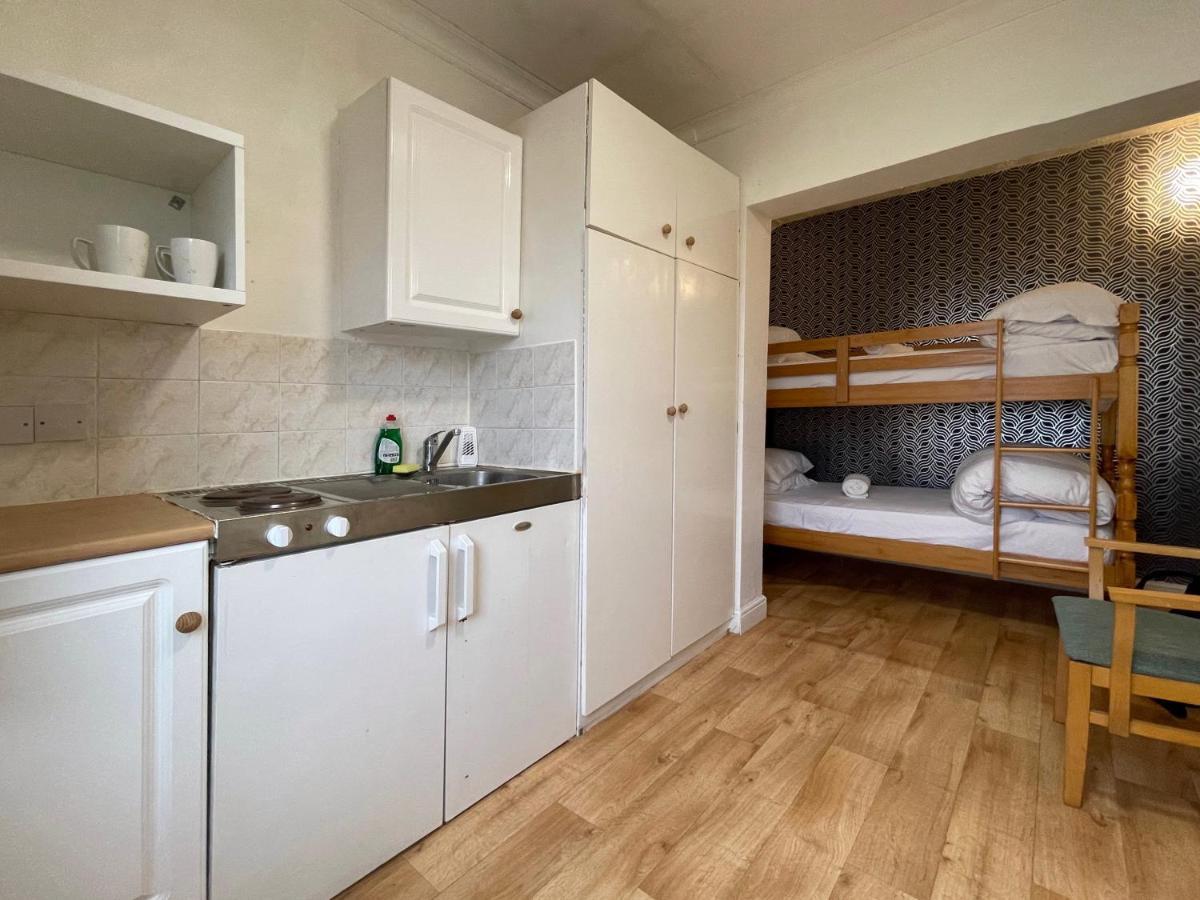 Smart Suits - Wembley Leilighet *