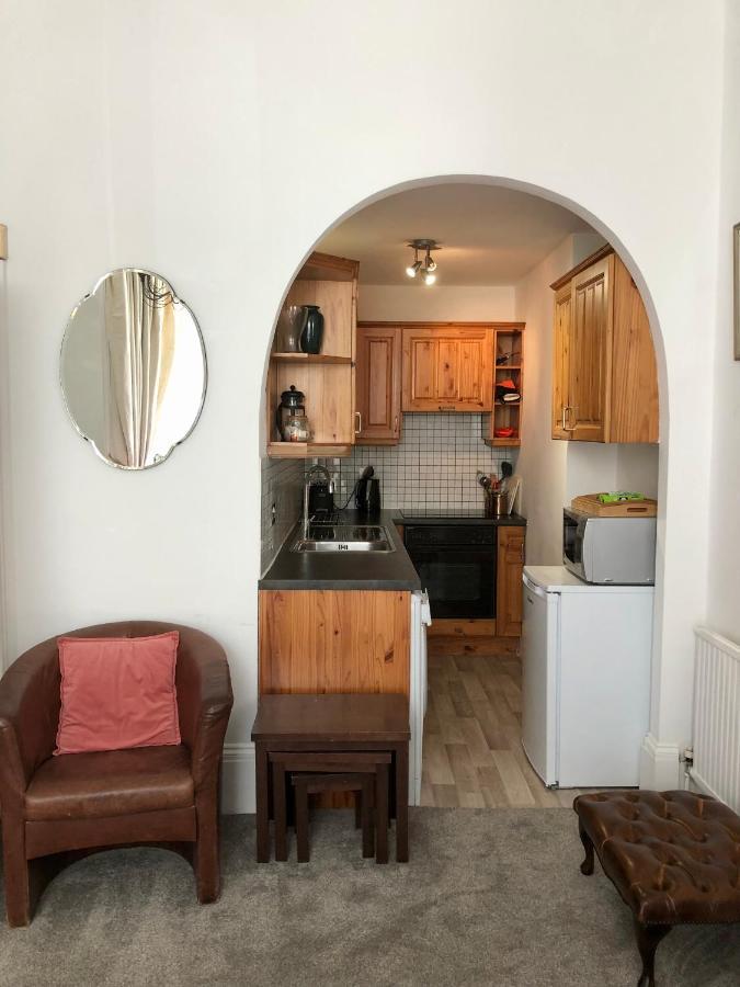 Olympia W14 Two-bedroom Apartment *