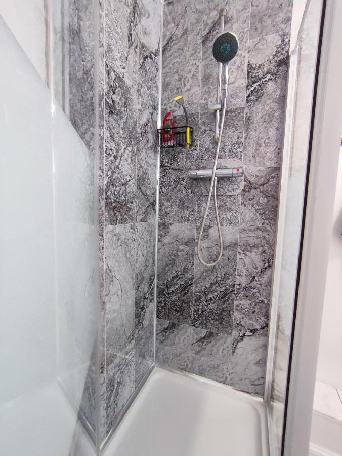 Excel With Parking Appartement Londen