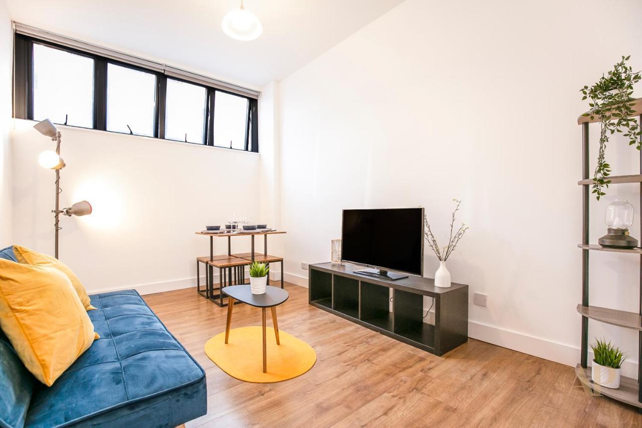 Split Level Studio In Camden London