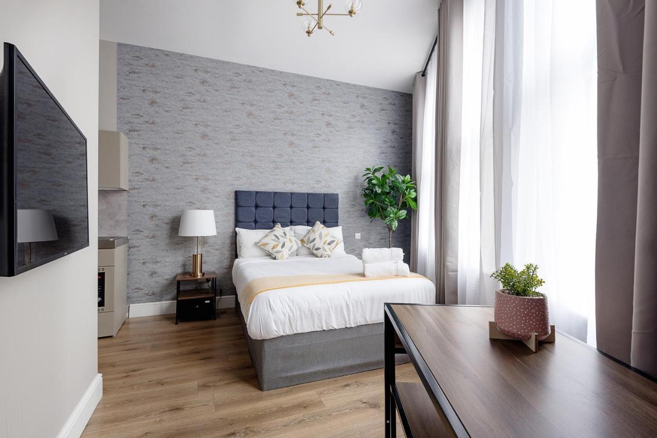 Modern Apartment London