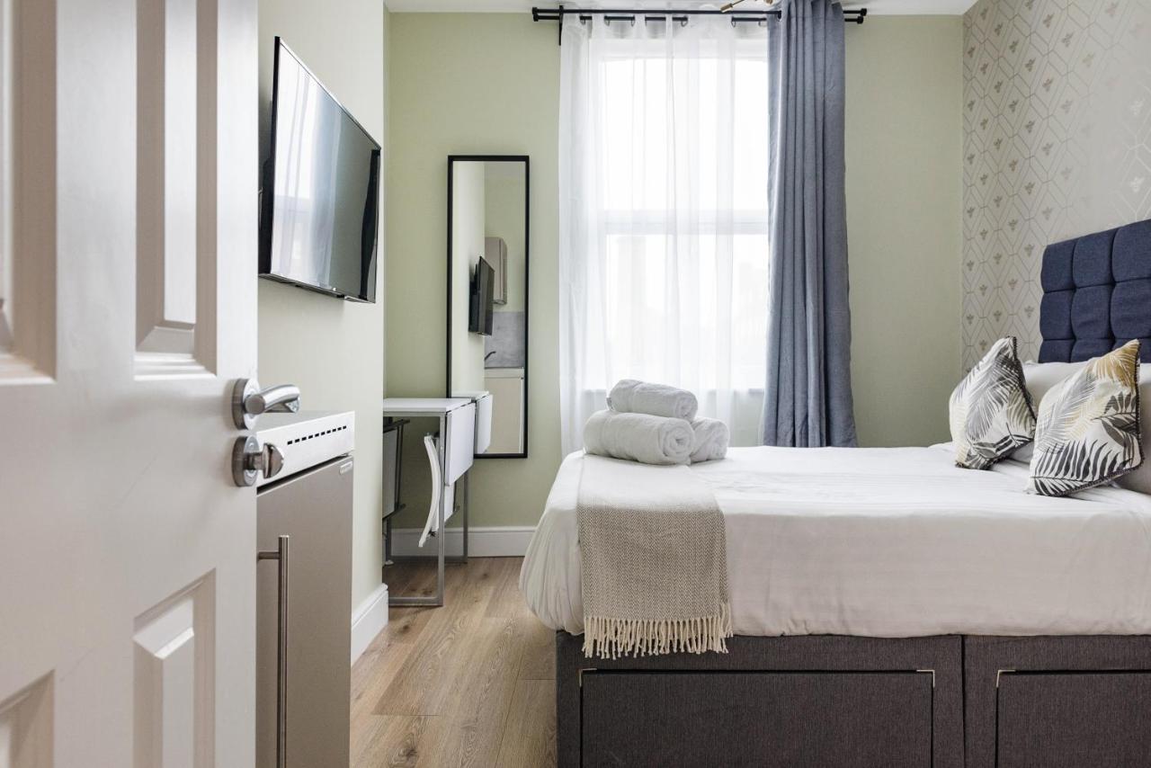 Modern Apartment London