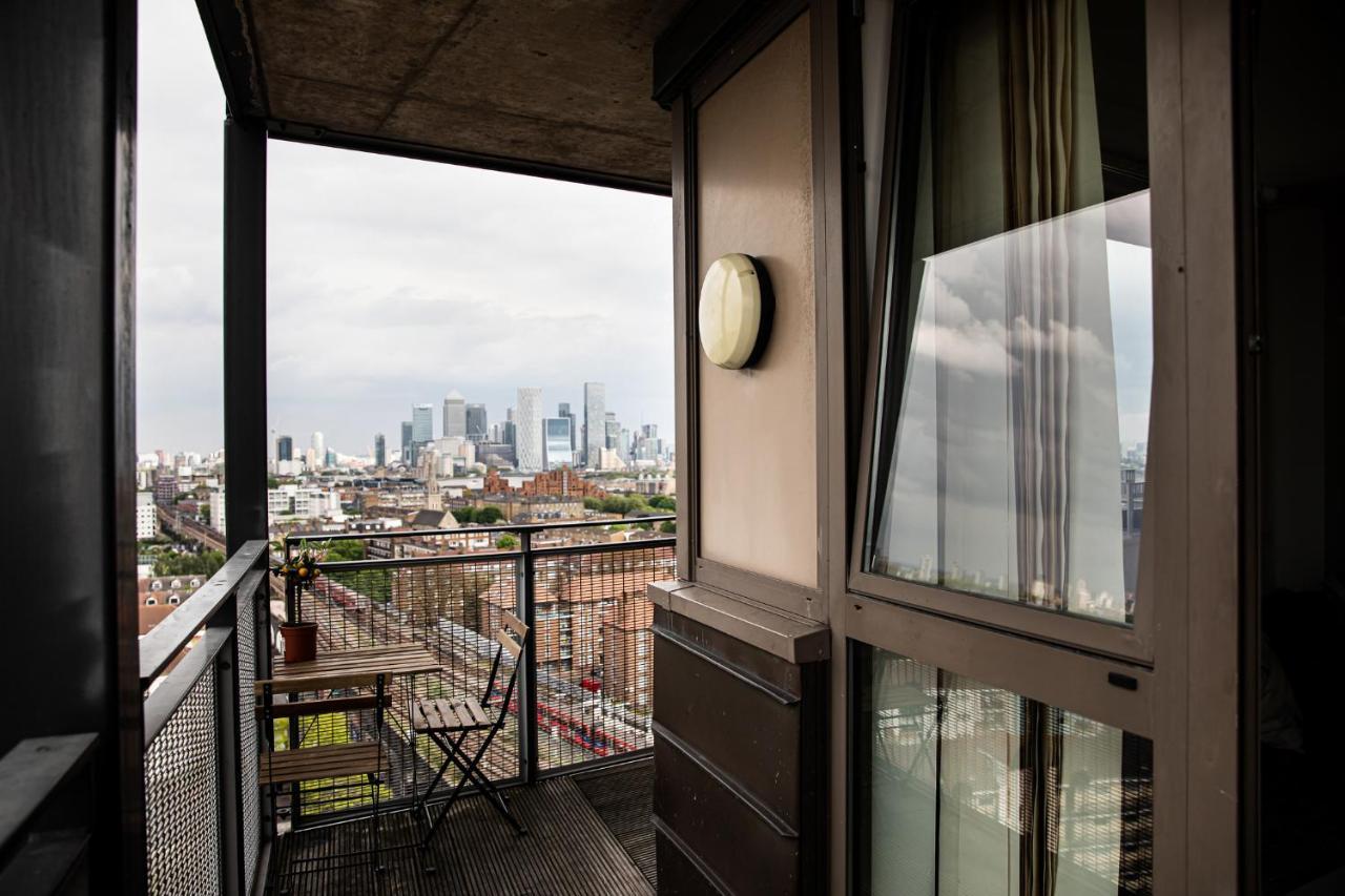 Apartment - Shadwell - Wrap Around Balcony W Scenic View *