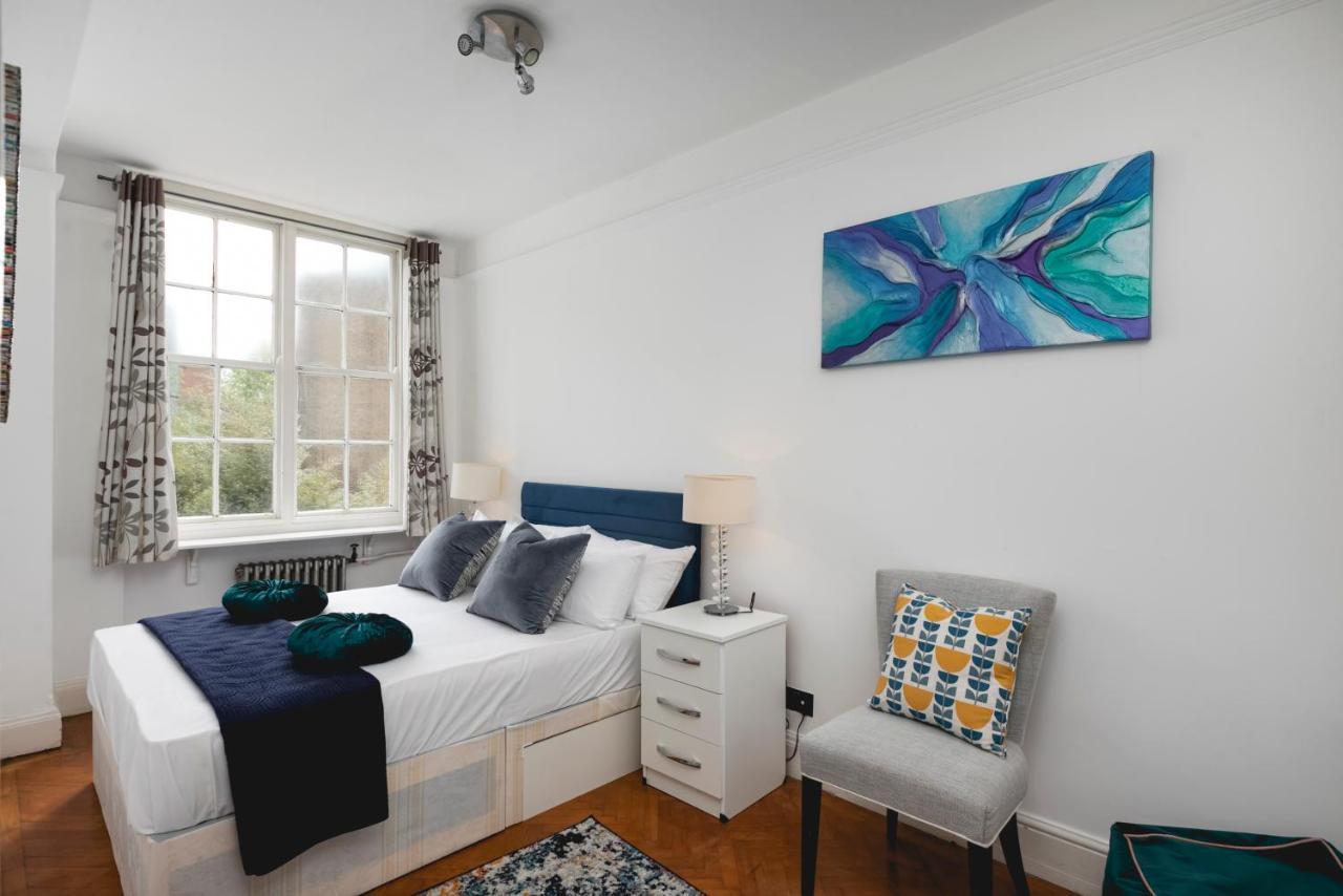**authentic & Spacious 5 Bed Apartment/hyde Park** *