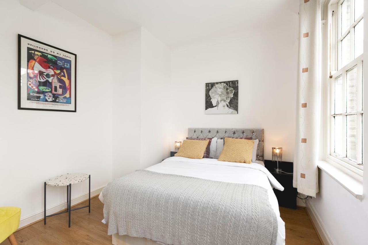 **authentic & Spacious 5 Bed Apartment/hyde Park** *