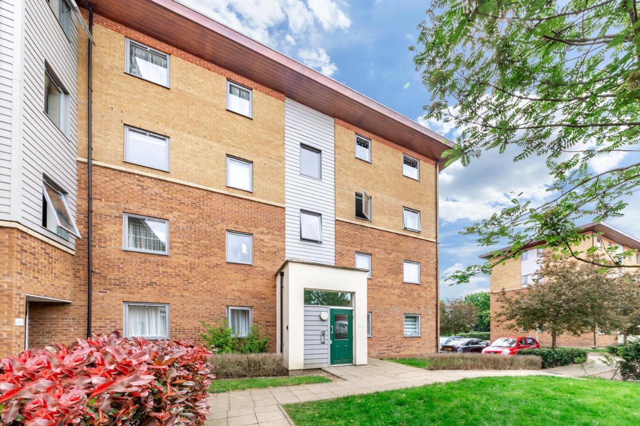 Apartment Suites By Rehoboth - Palmers - London