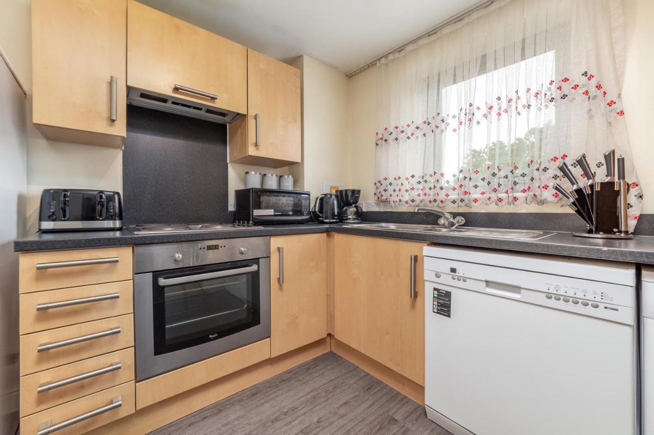 Apartment Suites By Rehoboth - Palmers - London