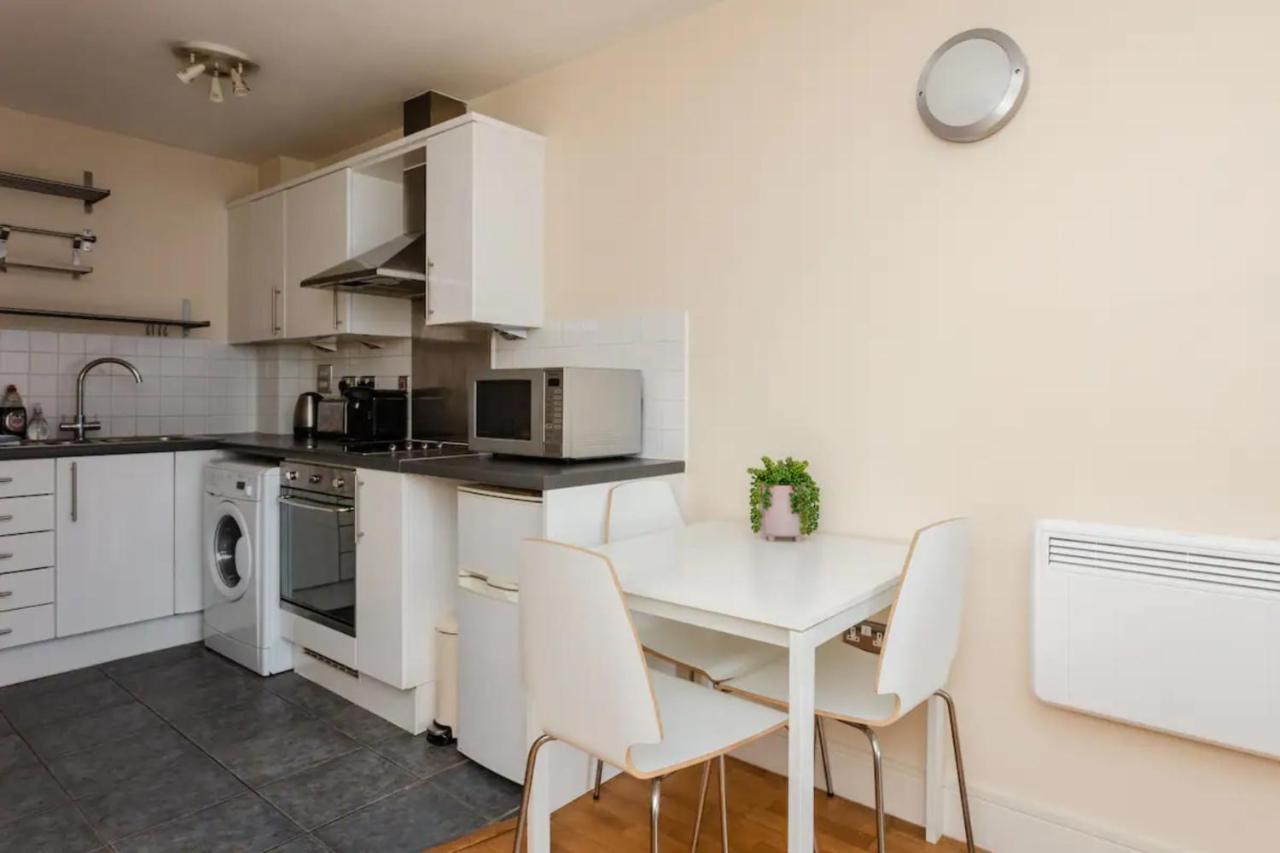 Apartment Vivid In
