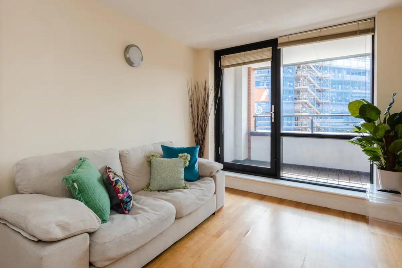 Apartment Vivid In
